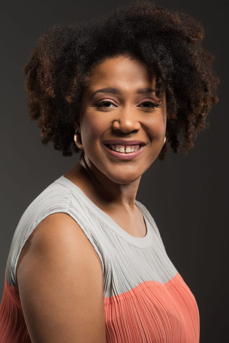 samolivia 1 scaled 768x1152